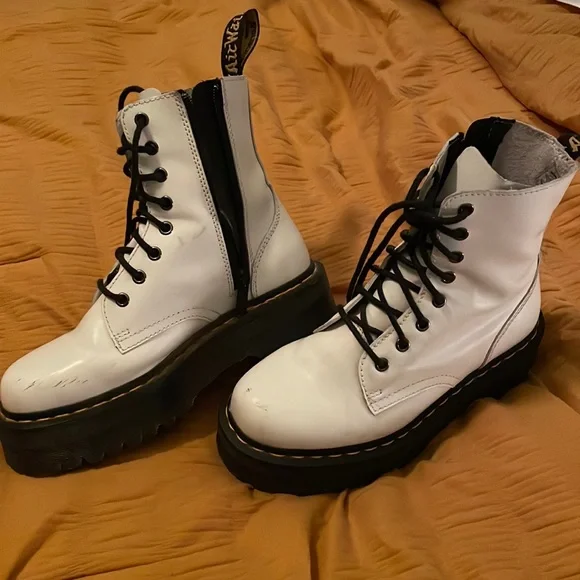 Size 7 Dr Martens White Jadons - Picture 1 of 4